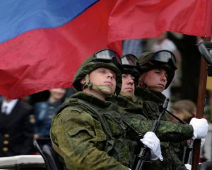 Розповіли, хто змусить Путіна повернути російських офіцерів на Донбас