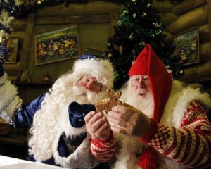 Санта Клаус с кляпом во рту - российские пропагандисты показали новогодний ролик