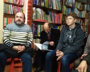 Во Львове закрывается известный книжный магазин: обвиняют Садового