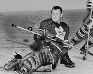 Помер легендарний голкіпер НХЛ з українським корінням