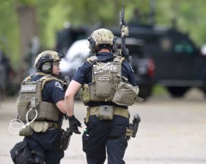 Поліцейський застрелив неозброєного чоловіка