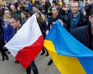 Стало відомо, скільки українців у 2017 отримали статус біженця у Польщі