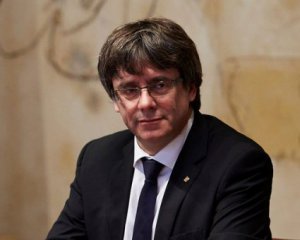 Пучдемон вимагає відновити свій каталонський уряд