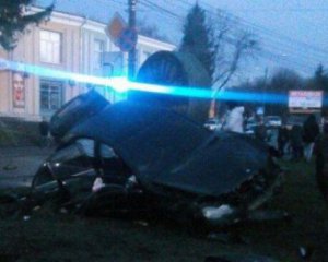 Бывший заключенный на Mercedes сбил маму с 2-летней дочерью