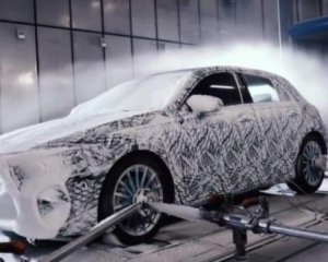 Mercedes-Benz начал зимние тесты нового A-Class