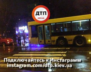 Автобус сбил женщину на переходе