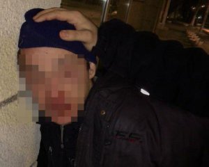 В Одессе 2 рецидивиста напали на студентку