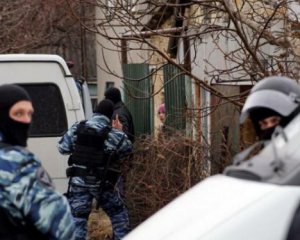 На Рождество силовики обыскивали семьи крымских татар