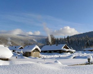 Вчені розрахували висоту снігового шару, в який можна впасти не розбившись