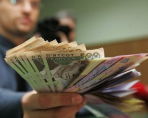 Украинцам задолжали 2,5 млрд гривен