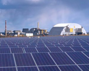 Запускають першу сонячну електростанцію в Чорнобильській зоні