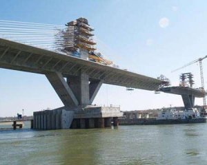 Эксперт рассказал, что придется делать России с Крымским мостом этой весной