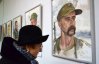 Портрети українських добровольців художник малював під обстрілами