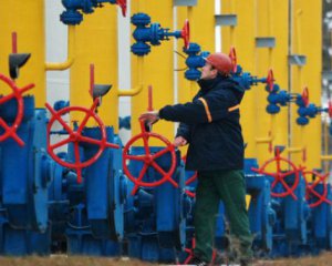 Експерт пояснив чому Україна знову купуватиме російський газ