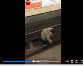 У Києві на станції метро жінка впала на колії