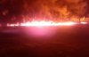 У Росії потік палаючої нафти підпалив житлові будинки - шокуючі відео