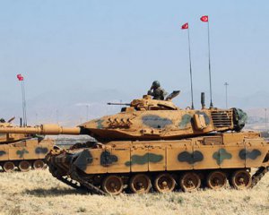 Туреччина готується до бойових дій на кордоні з Сирією