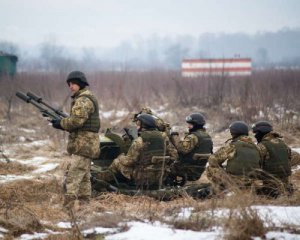 Доба в АТО: диверсанти покинули пораненого, тікаючи від ЗСУ