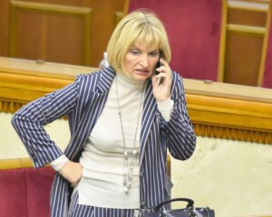 Дружина генпрокурора у гардеробі розсмішила інтернет