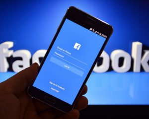 Користувачі скаржаться на роботу Facebook і Instagram