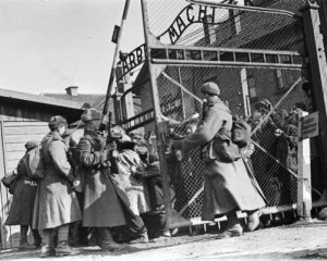 После войны в лагере Аушвиц обустроили военный госпиталь
