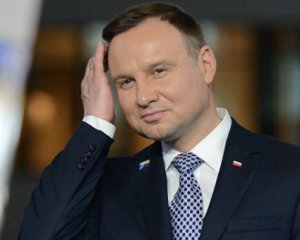 Президент Польши пересмотрит скандальный законопроект о Холокосте