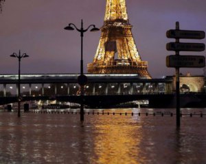 Через рекордний паводок евакуювали 1,5 тис. парижан