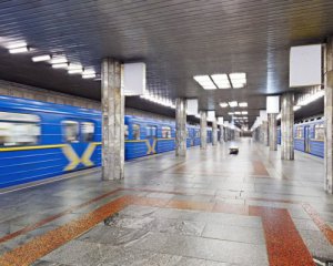 Сообщили, когда переименуют станцию метро Петровка в Киеве
