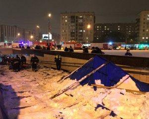 У Москві обвалилась будівельна конструкція біля метро: є постраждалі