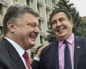 Саакашвили &quot;накипело&quot; за Мальдивы Порошенко, он собирает марш