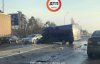 Тройная авария в Киеве: части авто раскидало на 60 м