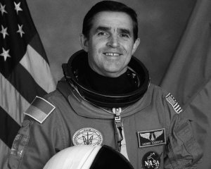 Стало відомо, де  поховають космонавта Леоніда Каденюка