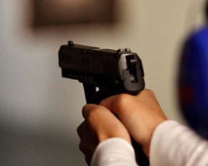 В Штатах 12-летняя девочка устроила стрельбу в школе