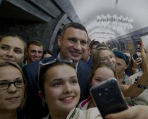 Депутаты Киевсовета будут ездить в маршрутках и делать селфи