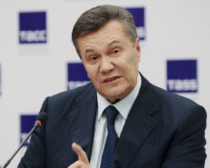 Янукович из России обратился к &quot;дорогим соотечественникам&quot;