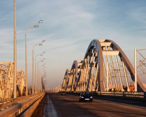 Сообщили, когда достроят Дарницкий мост в Киеве