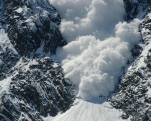 У Карпатах зійшли 4 лавини