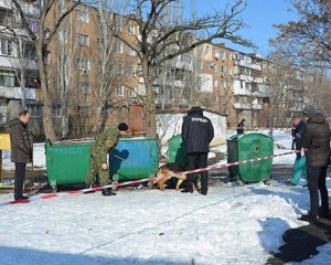 "Судмедэксперт насчитал 21 колото-резаную рану" - мать убила новорожденного младенца