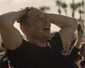 Появилось видео с первой реакцией Маска на запуск Falcon Heavy