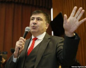 Саакашвили заявил, что не просил поддержки у Меркель