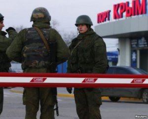 Российские пограничники уничтожили блокпосты на выезде из Крыма