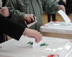 На окупованому Донбасі просять Росію відкрити виборчі дільниці, аби голосувати за Путіна