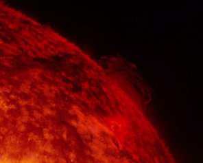 Мощная вспышка на Солнце спровоцировал магнитные бури