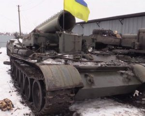 "Їхали вночі без світла": як бійці АТО евакуюють пошкоджену техніку