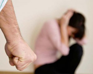 В Україні від домашнього насилля страждає 3 млн дітей
