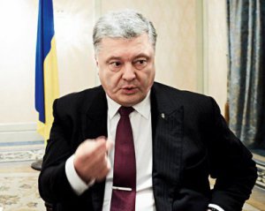 Адвокати Януковича розізлили Порошенка
