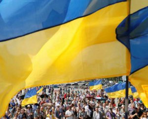 60% українців хочуть радикальних змін - опитування