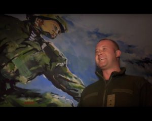 Украинский десантник рисует впечатляющие картины на стенах в зоне АТО