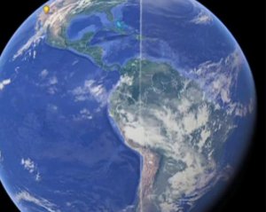 Вокруг Земли на снимках Google Earth обнаружили странную полосу