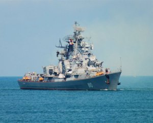 Российский корабль стрелял у берегов Крыма